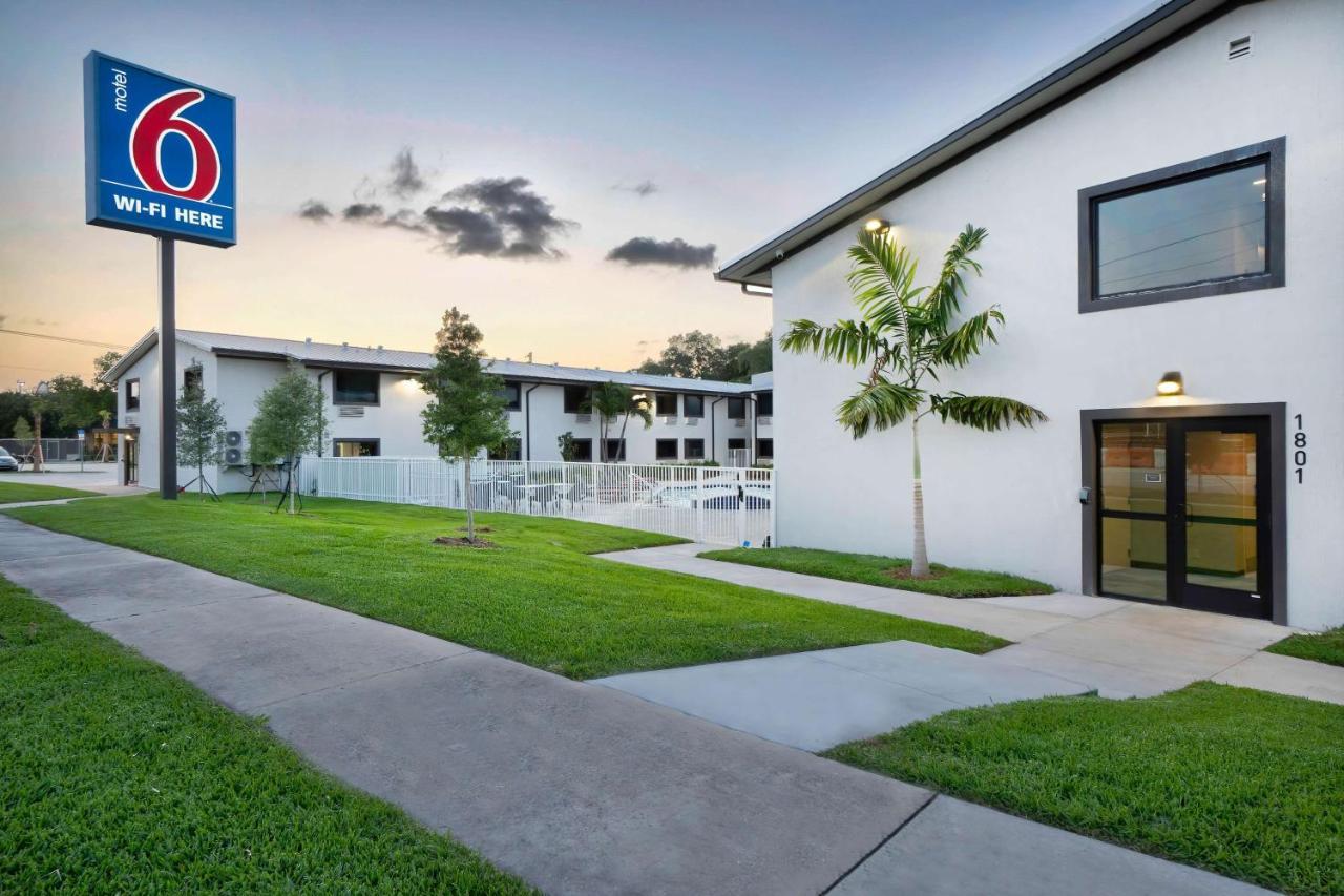 Motel 6-Fort Lauderdale, Fl Exteriér fotografie