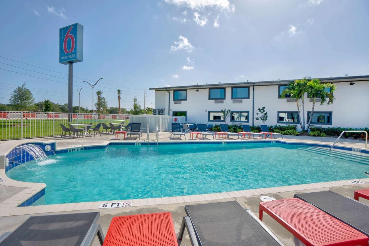Motel 6-Fort Lauderdale, Fl Exteriér fotografie